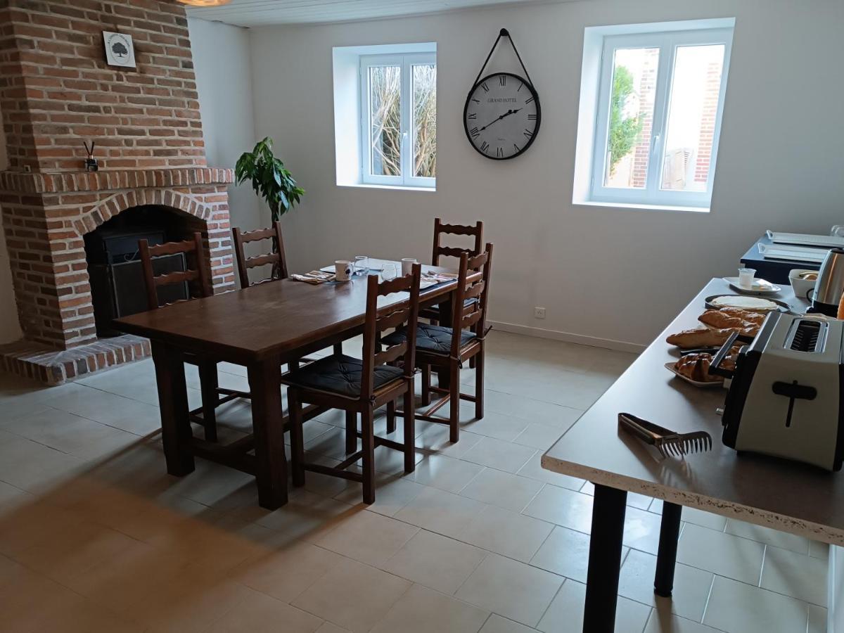 A L'Ombre Des Bois, Chambre Double Confort Neung-sur-Beuvron Exterior photo